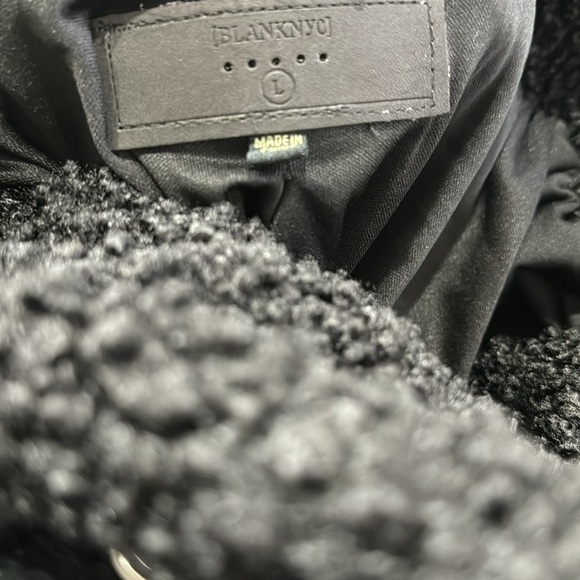 NWT Blank NYC Fresh Air Vegan Leather Sherpa Trucker Jacket Size Large - Picture 6 of 7